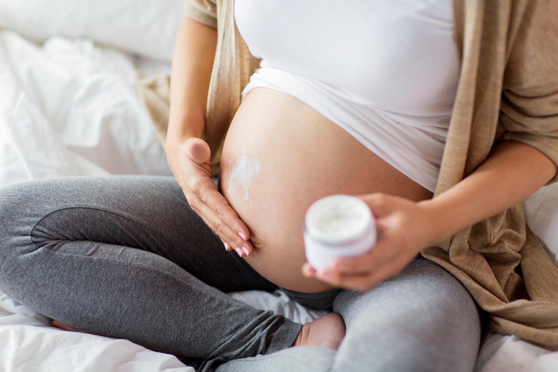 Four Essential Tips for Pregnancy Skin Care